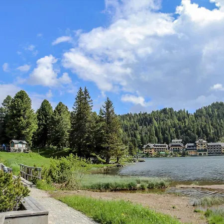 Holiday Chalet Zirbenwald I-1 *